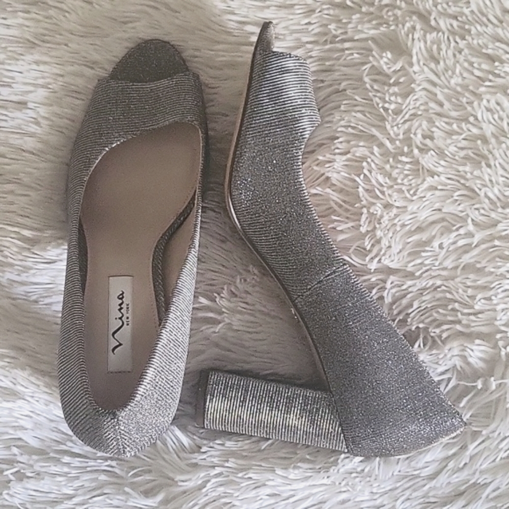 Nina-NewYork dressy heels, size 9.5 medium.